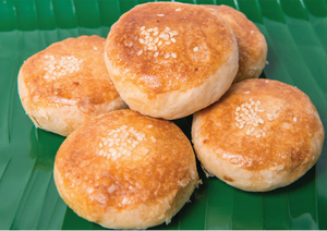 Traditional Tar Sar Piah (Sweet) 传统豆沙饼 (甜）
