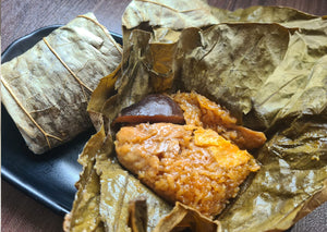 Lotus Glutinous Rice with Salted Egg 荷叶咸蛋糯米鸡饭